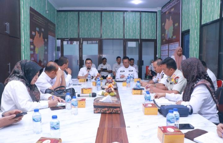 Pimpin Rapat Desk Pilkada, Pj Walikota Pekanbaru Bahas Sejumlah Persoalan