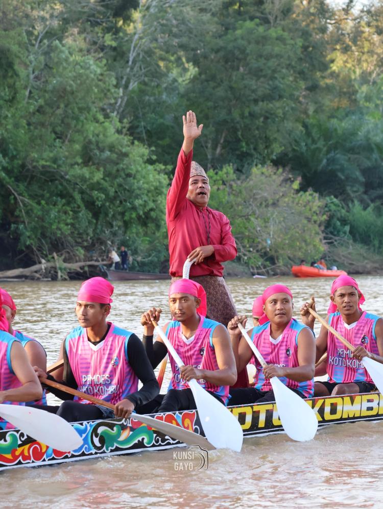 Gagal Jadi Pemuncak, Sang Ratu Helmina Raih Peringkat Tiga di Rayon II Hulu Kuantan 2025