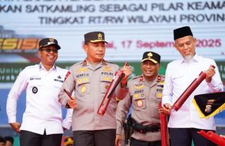 Kapolda Riau Pimpin Apel Satkamling di Dumai